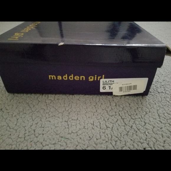 👢Madden Girl Boots - Picture 15 of 16